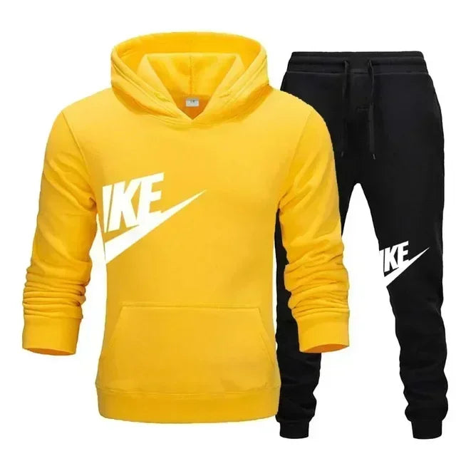 Men's hooded sweatshirt and jogger pants set, casual sportswear for autumn winter outdoor running