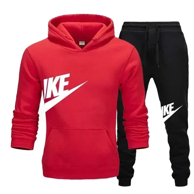 Men's 2-piece hooded sweatshirt and jogger pants set for outdoor wear