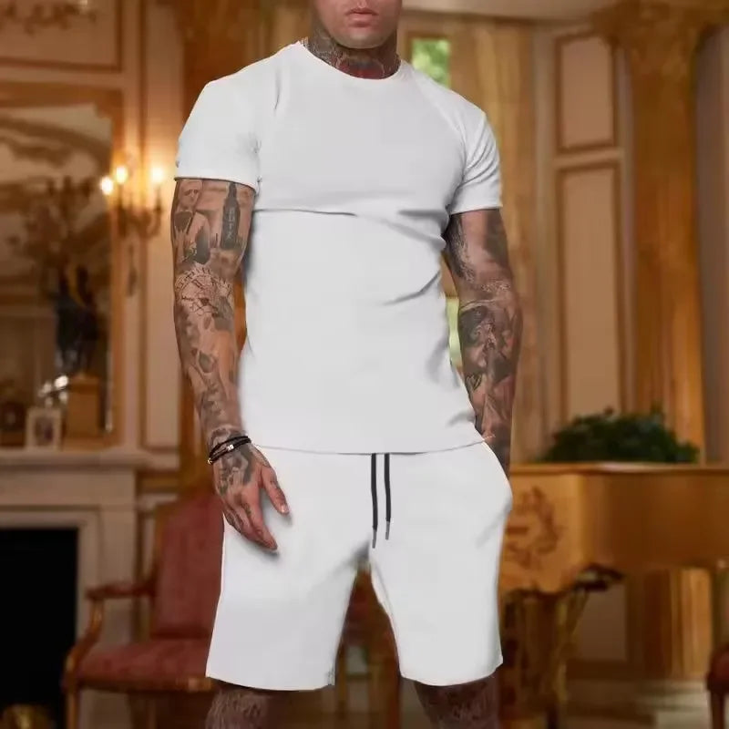 Conjunto esportivo masculino de verão com camiseta respirável e shorts para uso casual ao ar livre